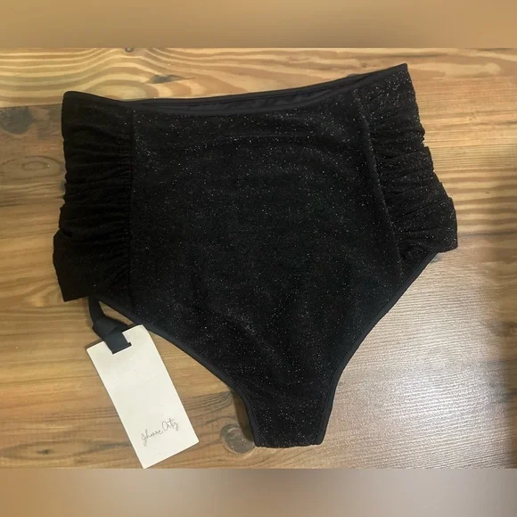 🆕 Johanna Ortiz Black the Shell Collector - Picture 2 of 6